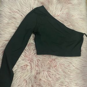 One shoulder crop top
